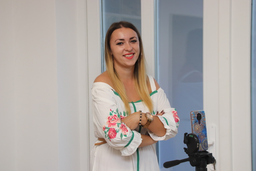 review-2021-064_resize