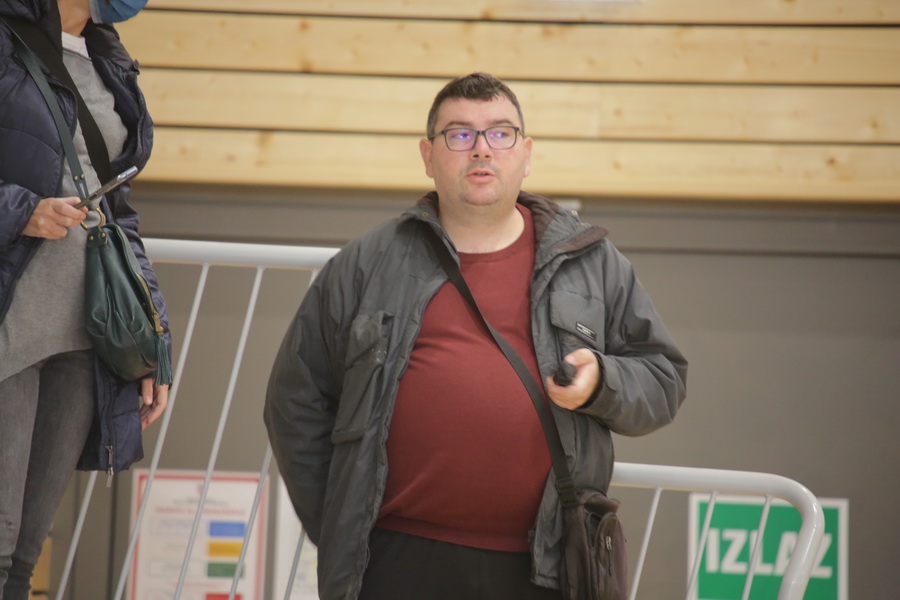 review-2021-110_resize