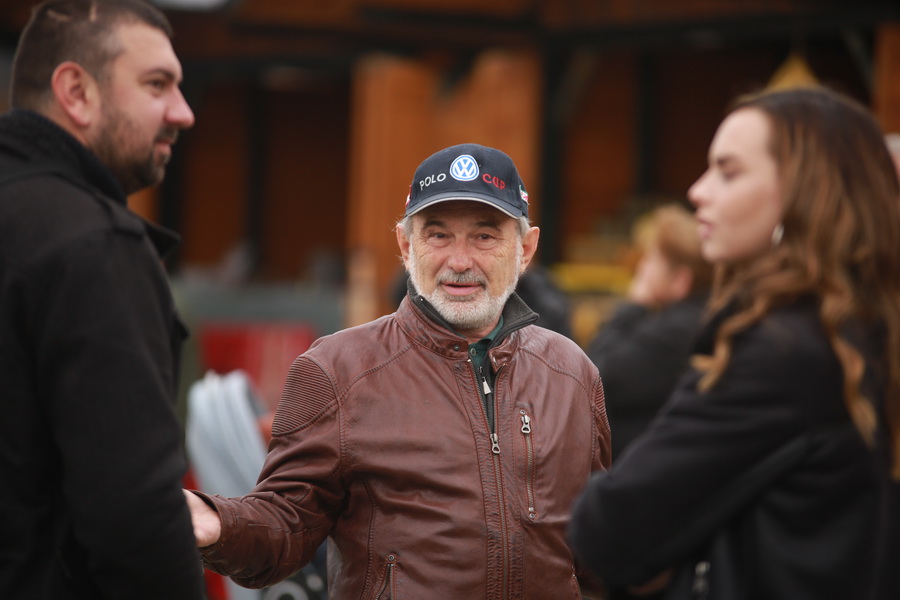 review-2021-118_resize