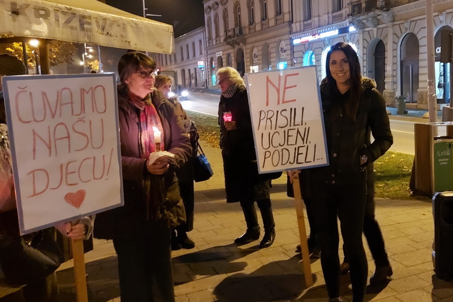 review-2021-122_resize