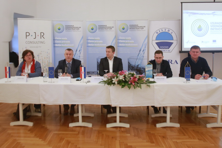 review-2021-127_resize