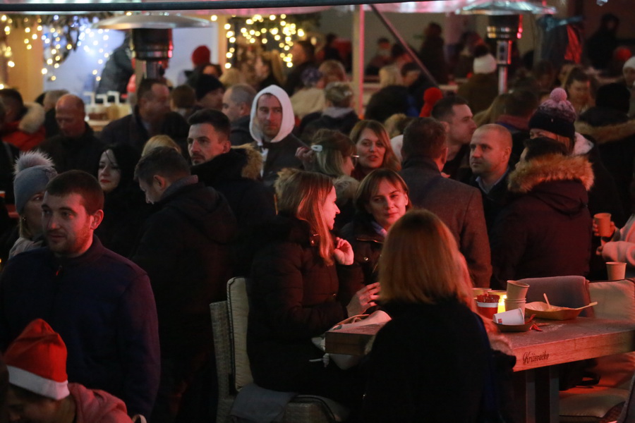 review-2021-131_resize