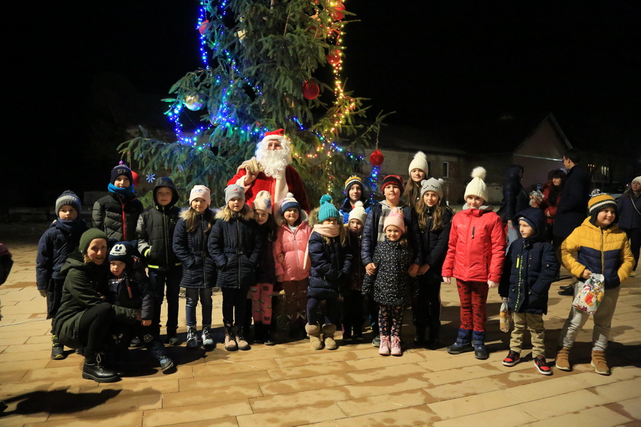 review-2021-159_resize