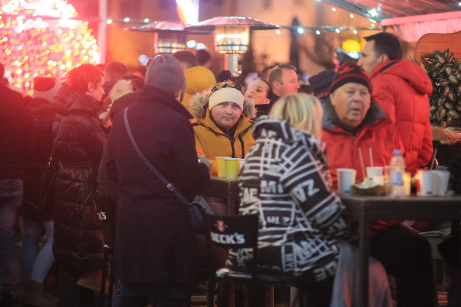 review-2021-162_resize