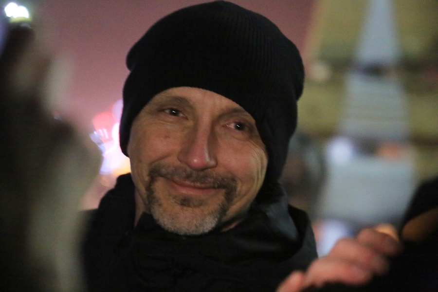 review-2021-165_resize