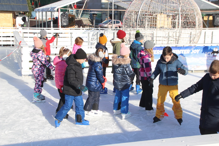 street-2021-12-07-03