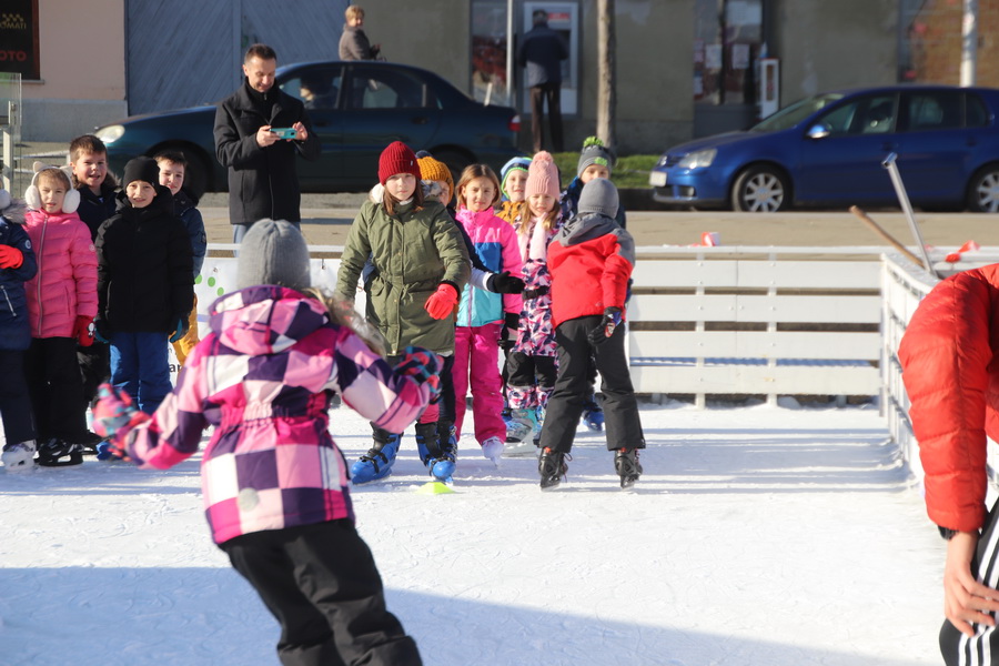 street-2021-12-07-06