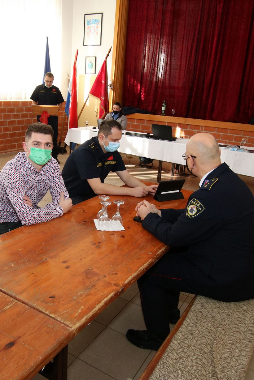 8_DVD_Torčec_140