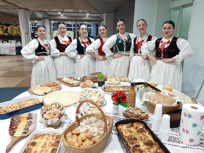 Folklorni festival tradicijske hrane u Društveno kulturnome centru u Svetom Petru Orehovcu