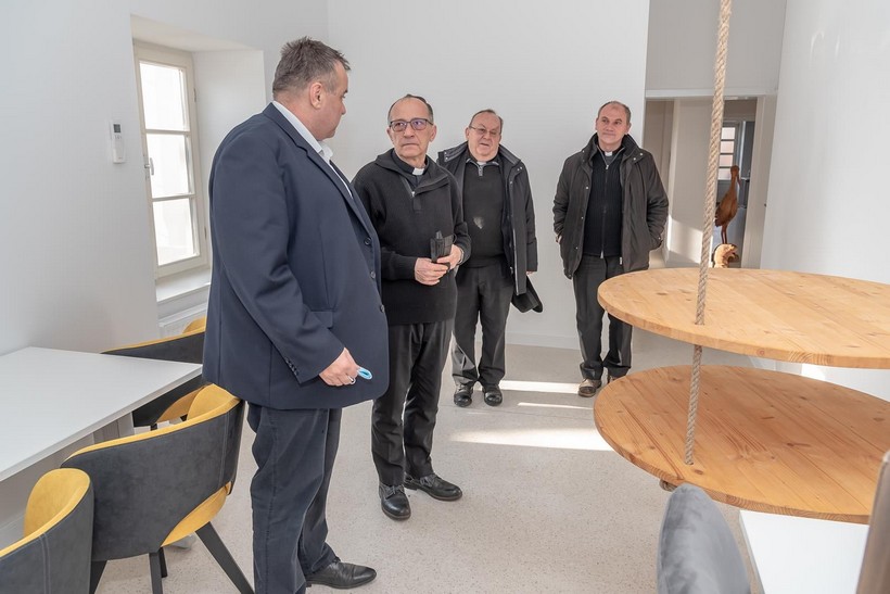 pirak svećenici (3)