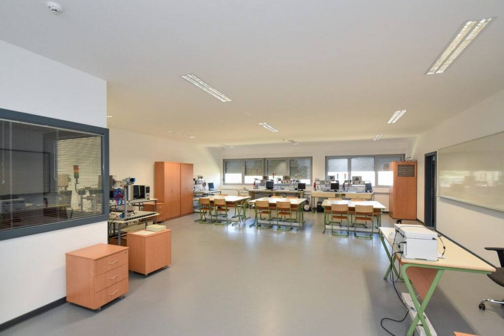 274081781_427205889166148_6663149397200978621_n