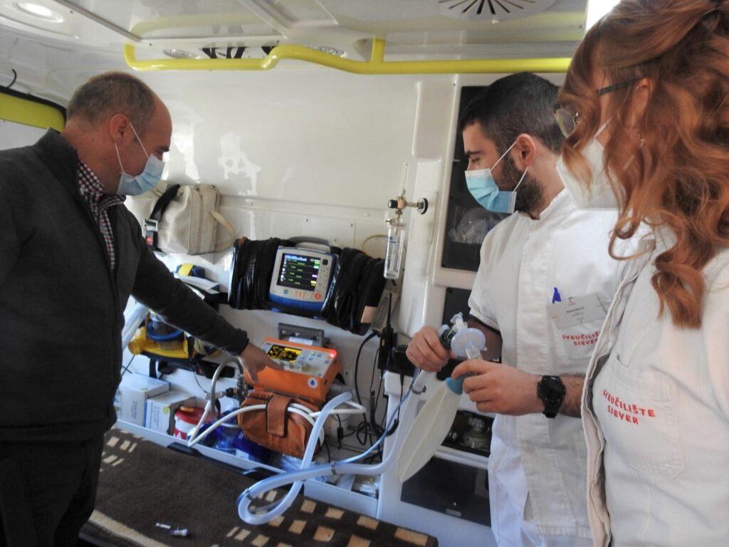 274718431_327135152777320_5016791293087604405_n