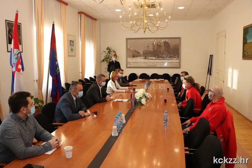 Potpisivanje ugovora - KKŽ i HGSS (2)