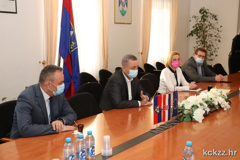 Potpisivanje ugovora - KKŽ i HGSS (3)