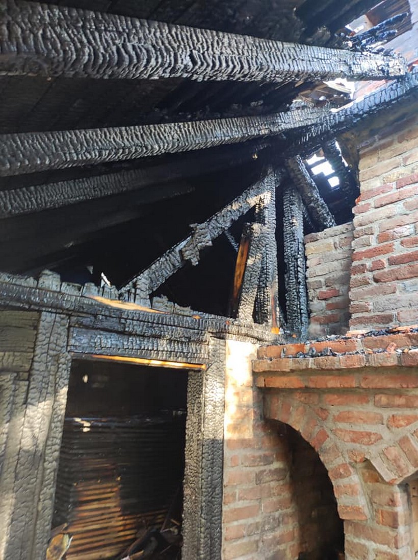 požar vikendica (4)