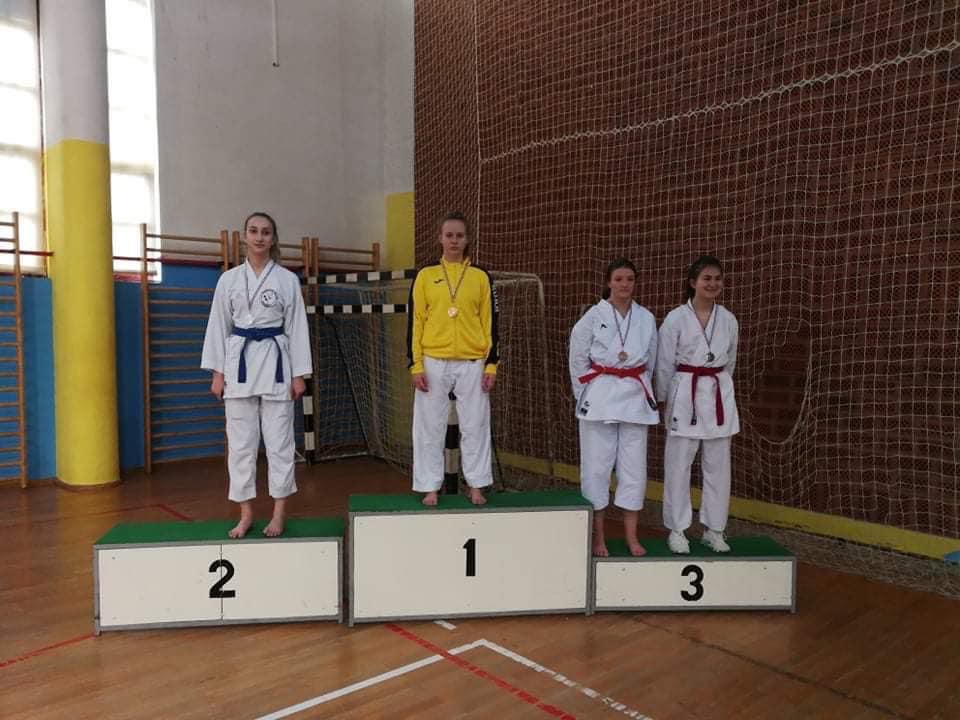 275116632_471667354668756_337314437703270775_n