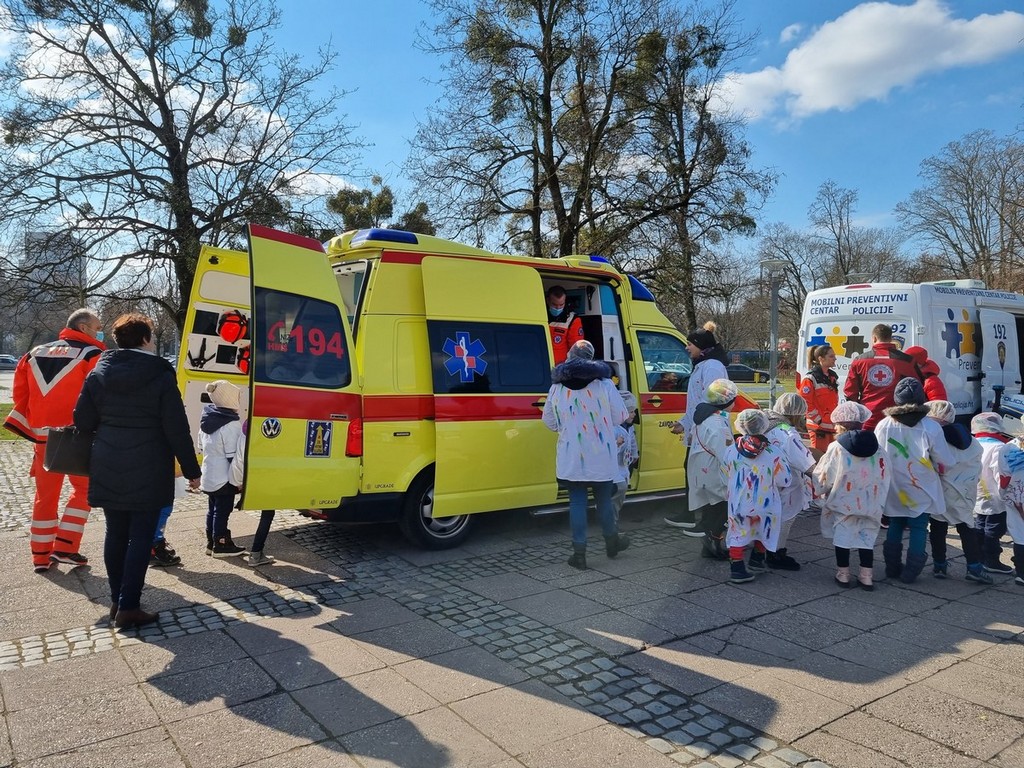 Medimurske-operativne-snage-pokazale-dobru-opremljenost-i-organiziranost-povodom-Medunarodnog-dana-civilne-zastite-3