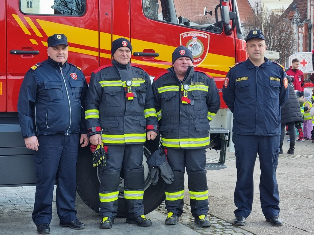 Medimurske-operativne-snage-pokazale-dobru-opremljenost-i-organiziranost-povodom-Medunarodnog-dana-civilne-zastite-8