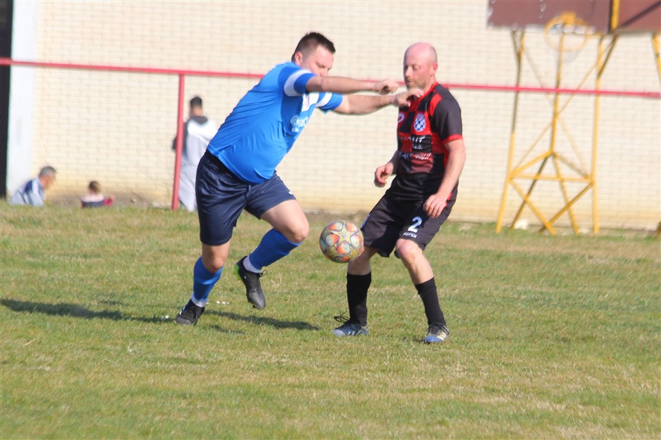 Nogomet gornja rijeka cvrstec16