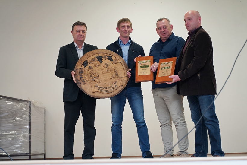 izlozba vina klostar (1)