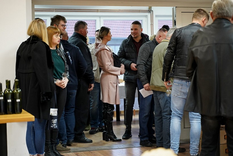 izlozba vina klostar (13)