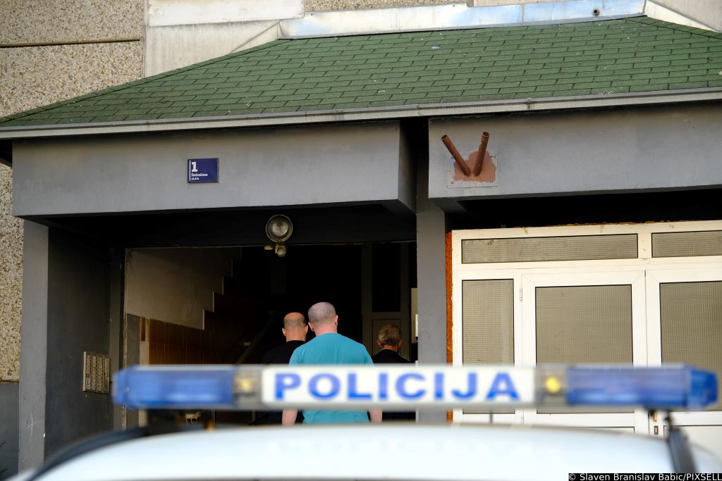 U stanu pronađeno tijelo žene, policija sumnja na ubojstvo