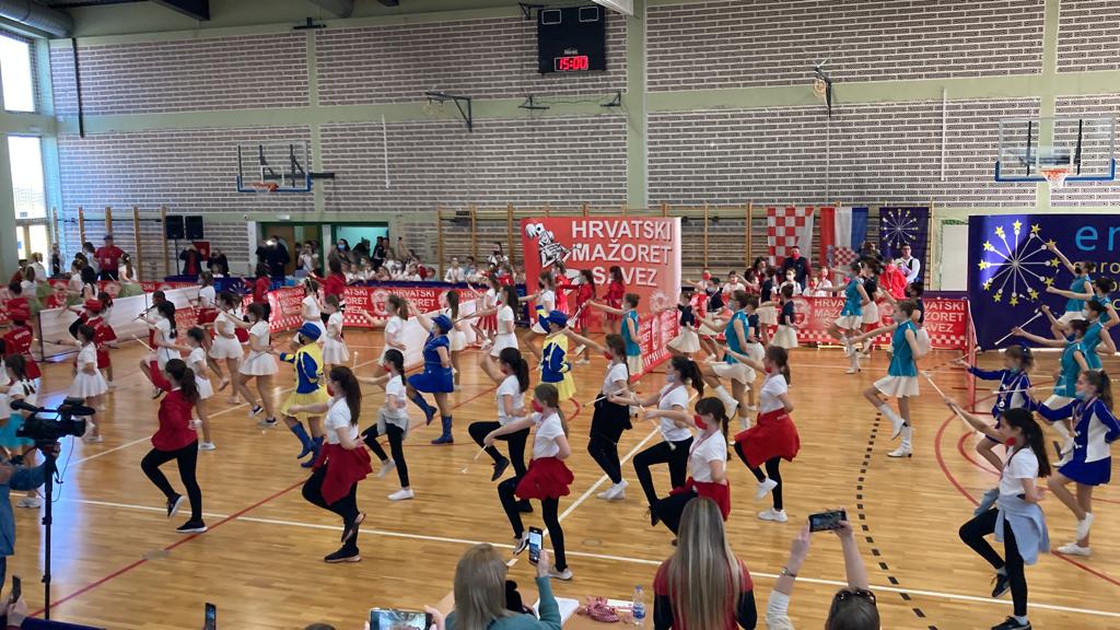 vž mažoretkinje (5)