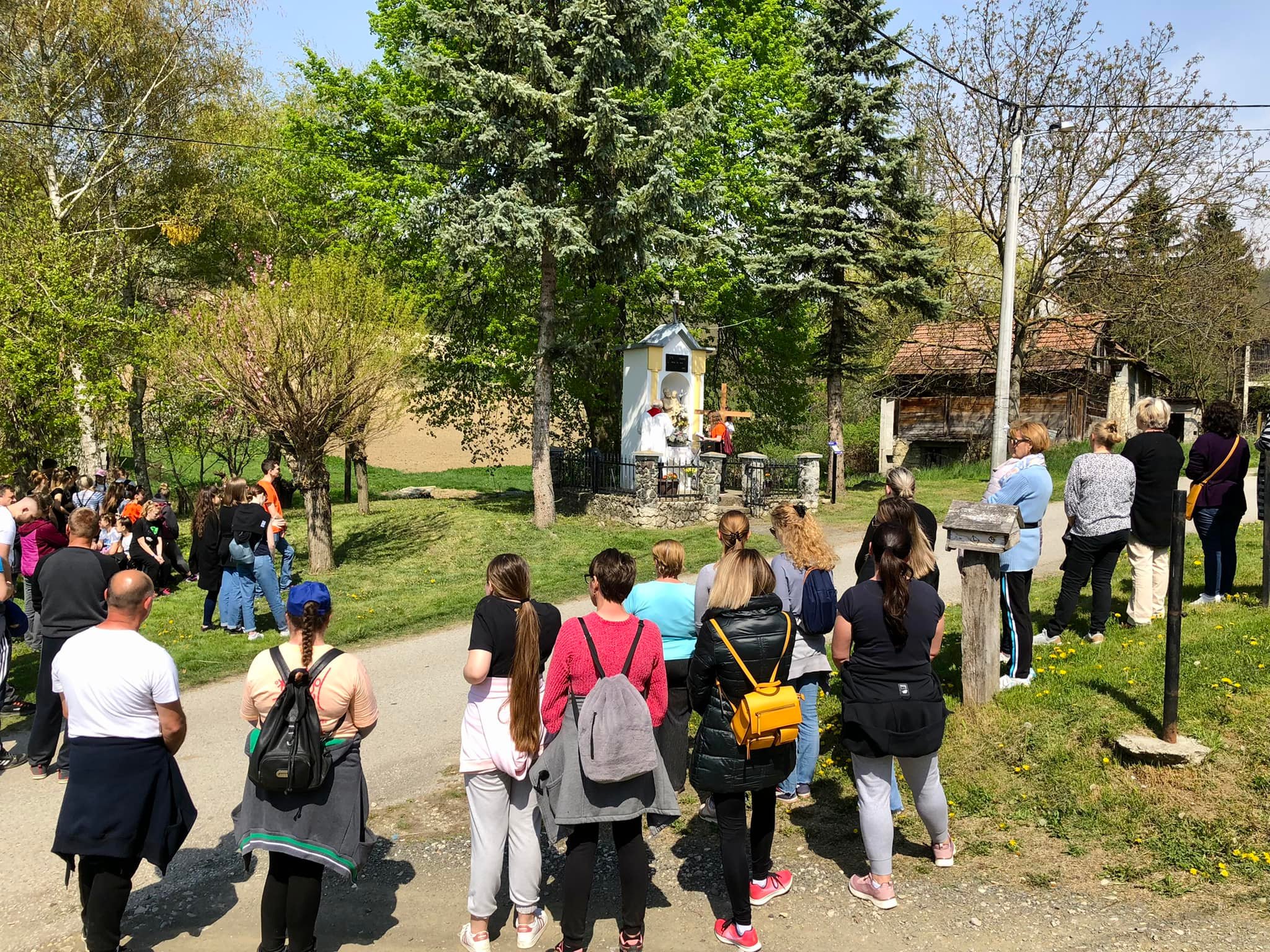 278413275_10218766697592452_2646710471110331600_n