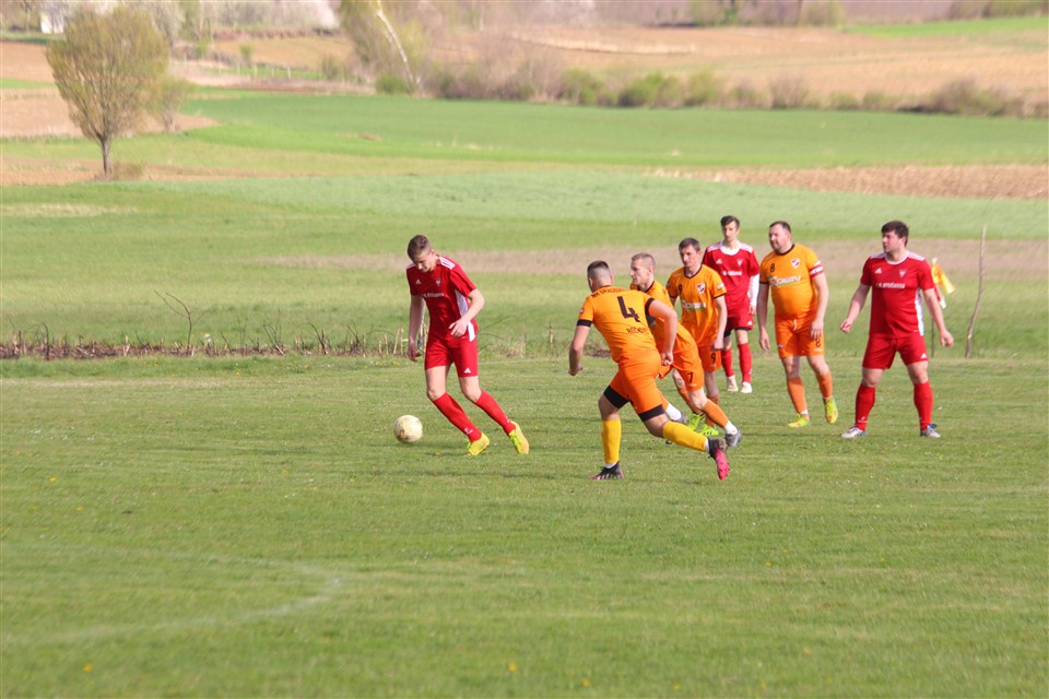 Nogomet dragovoljac udarnik02