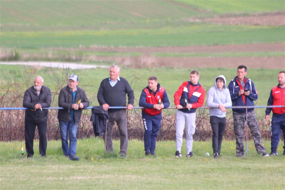 Nogomet dragovoljac udarnik14