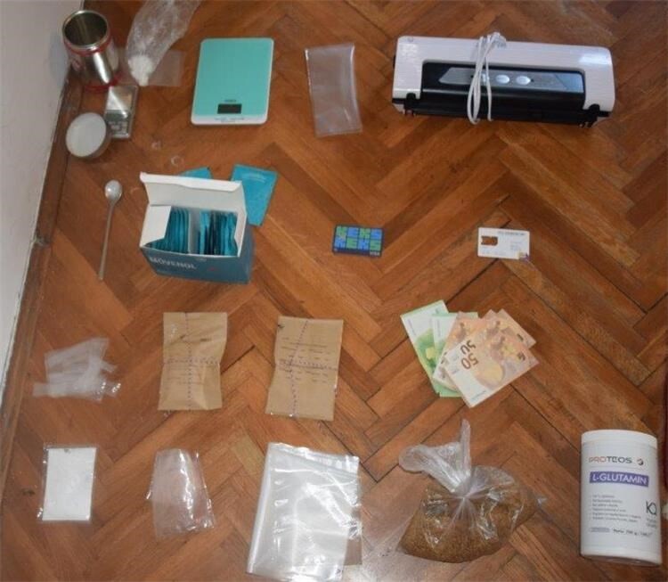 ‘PALI’ DILERI IZ PODRAVINE I PRIGORJA Policija im pronašla raznu drogu, streljivo i duhan