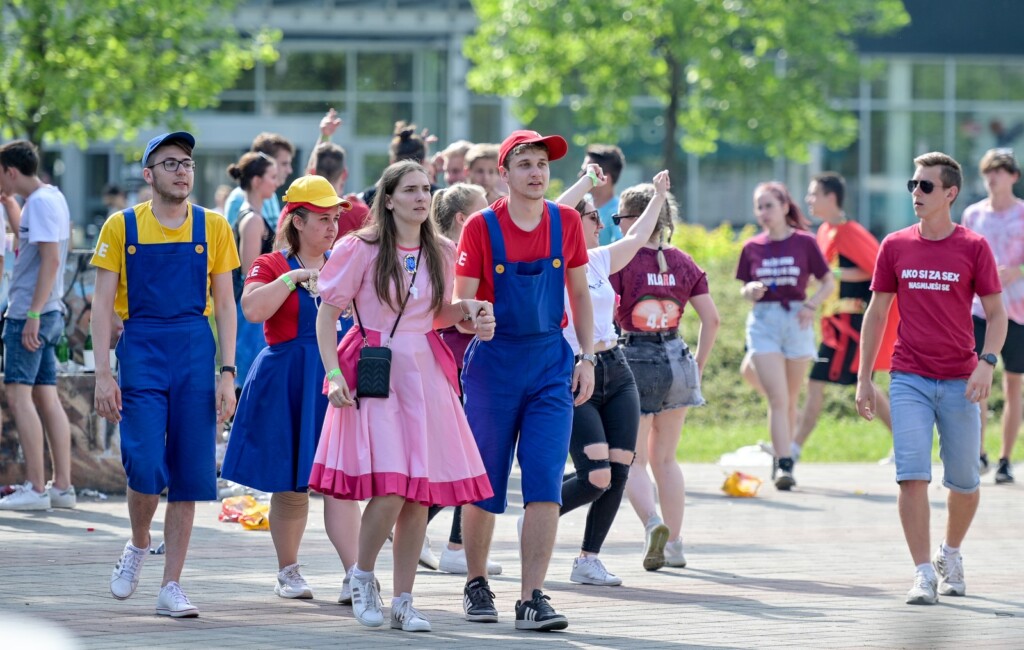 Maturantika_sportski_dan 15