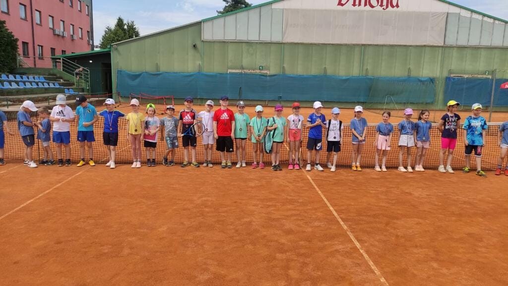 Mali križevački tenisači vrlo dobri na turniru u Varaždinu