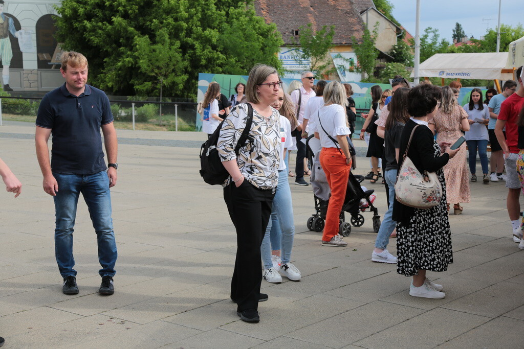 prezentacija-srednjih-skola-25