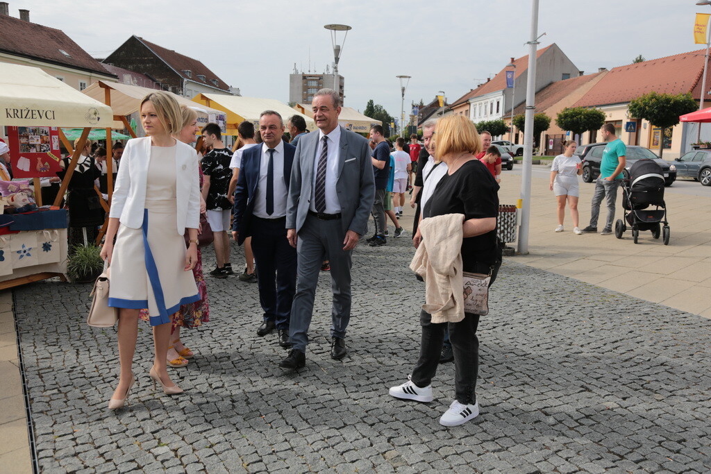 prezentacija-srednjih-skola-26