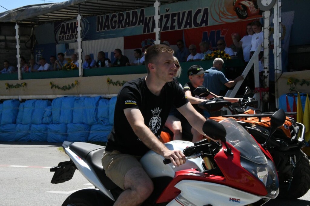 286132934_720895482461380_6175988457345302031_n