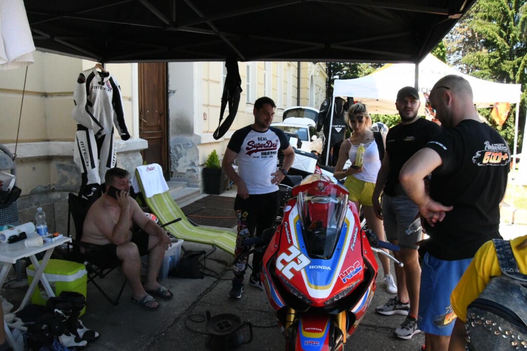 287215682_558981399076621_2087885637526101342_n