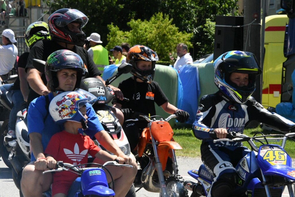 288466637_400048842055478_293019239859517891_n