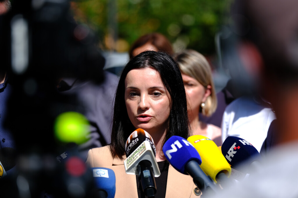 Ministrica poljoprivrede i krapinsko–zagorski župan dali su izjavu za medije o snažnoj tuči koja je pogodila Zagorje