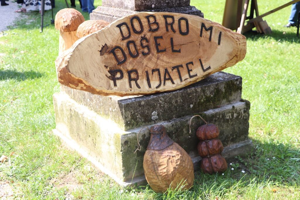 Sajam_naivne_umjetnosti_03