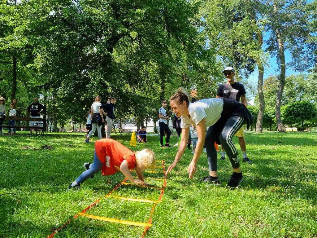 Volonteri_u_parku_11.6.2022._02