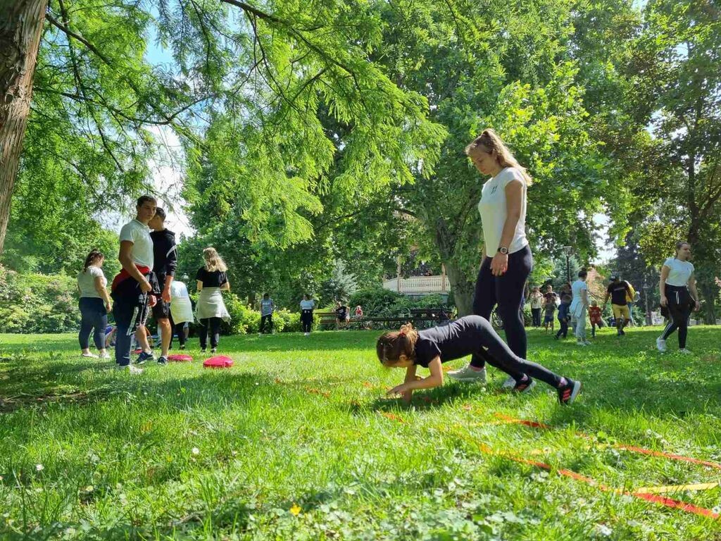 Volonteri_u_parku_11.6.2022._03