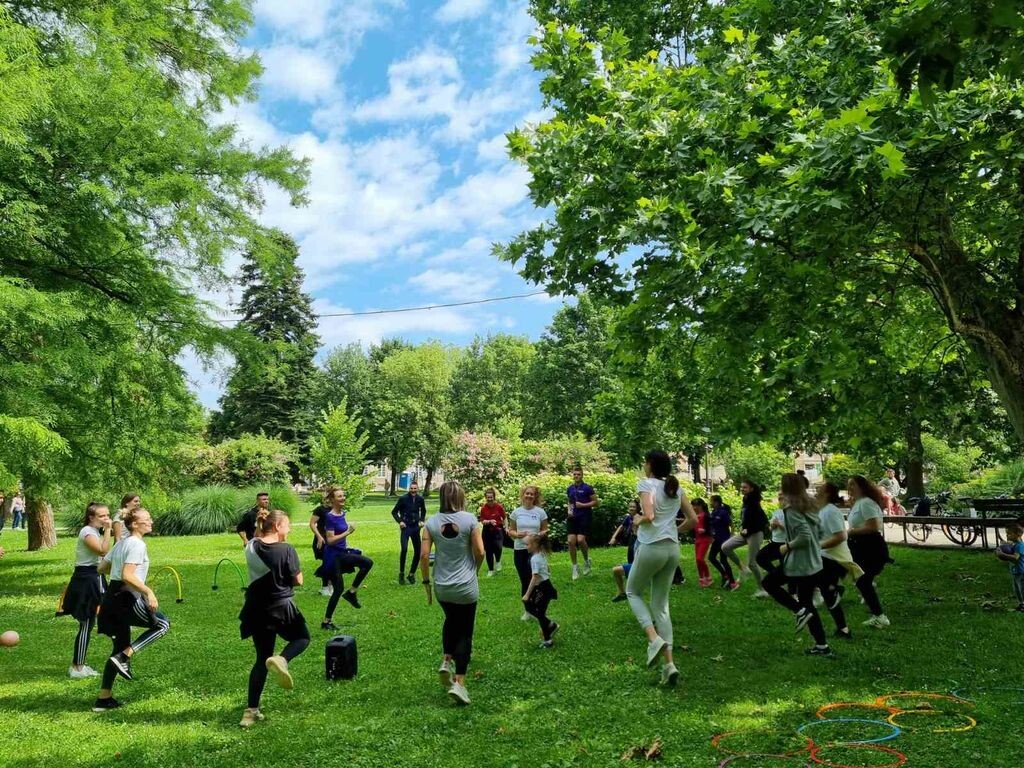 Volonteri_u_parku_11.6.2022._13