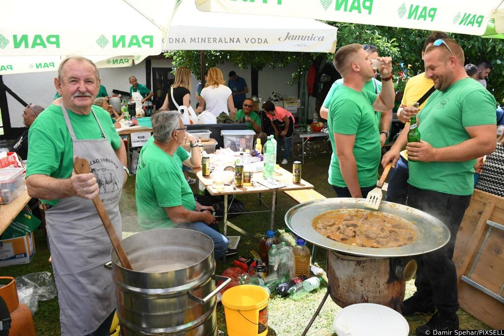 gulašijada veliko trojstvo1