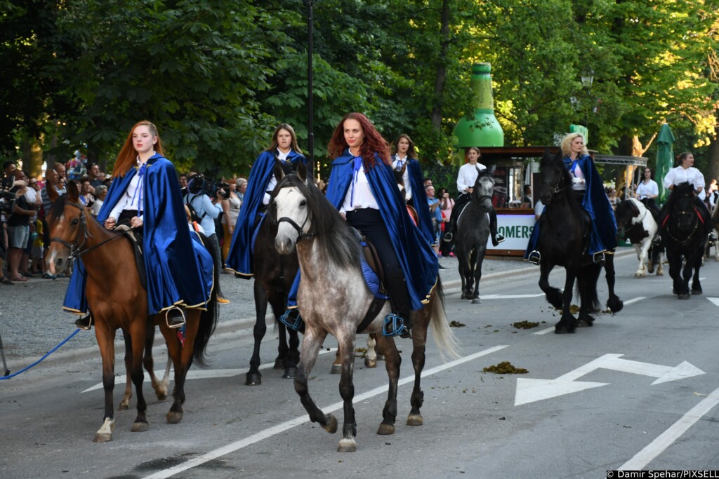 Bjelovar: Svečana povorka uprizorenja dolaska Marije Terezije u sklopu 26. Terezijane
