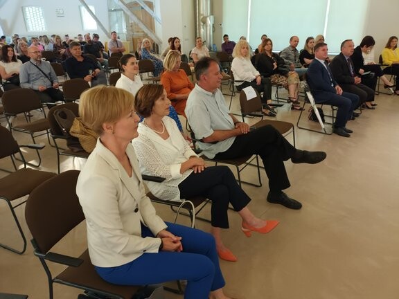 prsten2.jpg__648x432_q85_subsampling-2