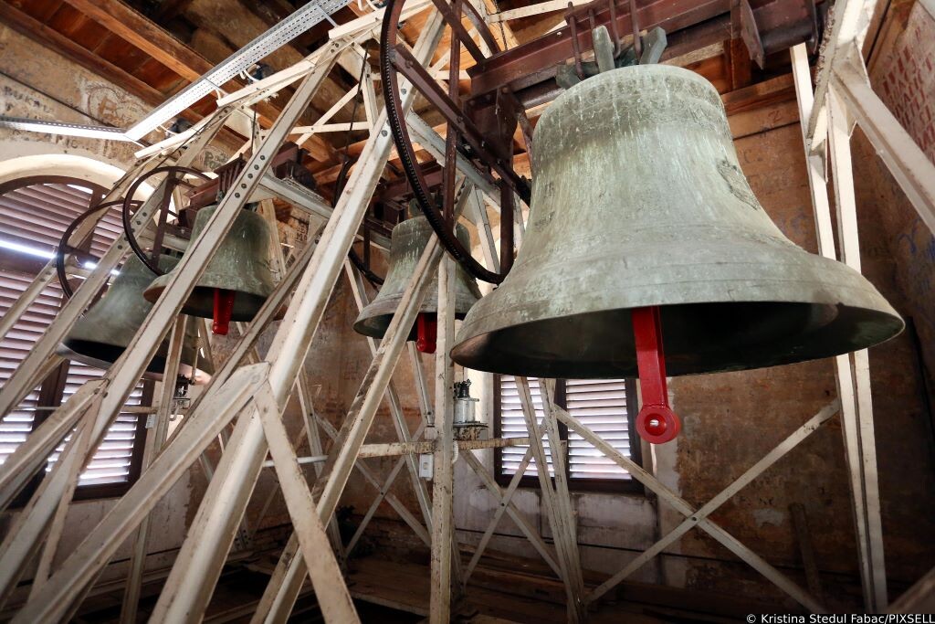 Trojica lopova ukrala crkveno zvono
