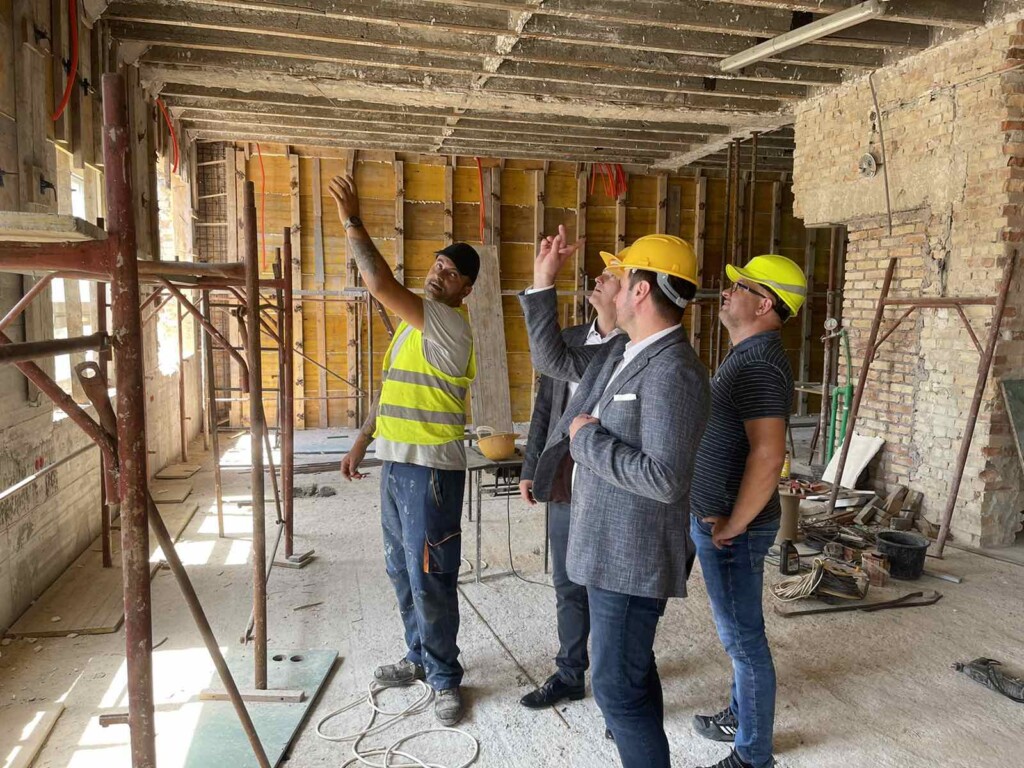 Img 55590078e66b30fae66415a220ae1dc8 V