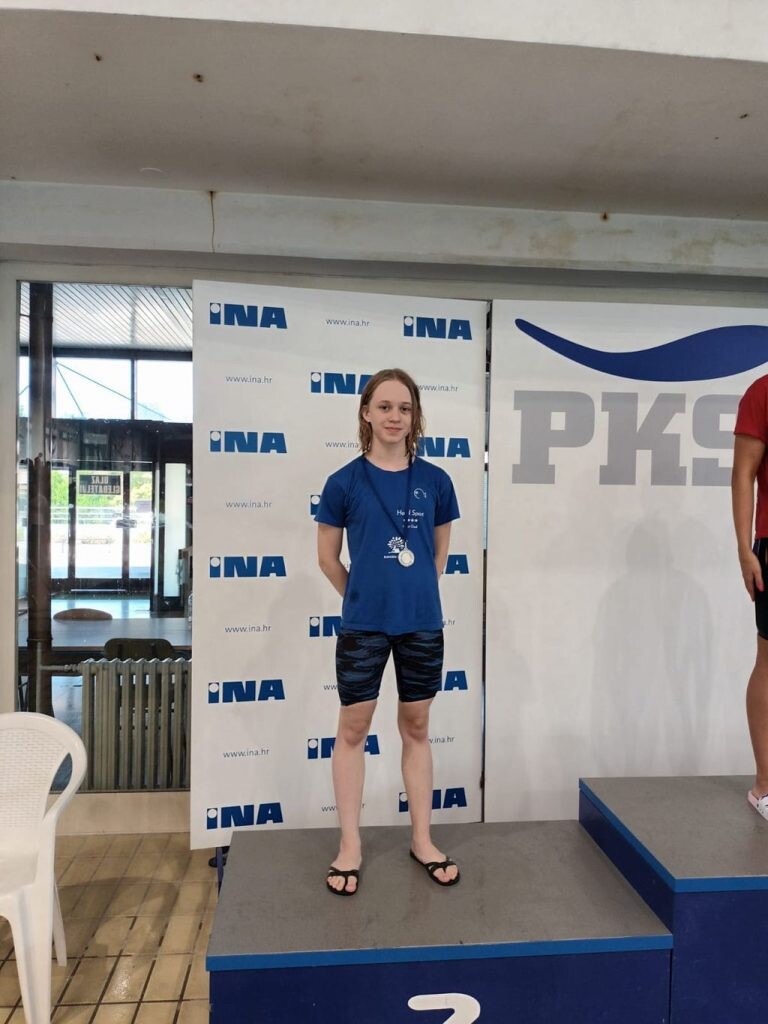 Katja-Koscak-768x1024