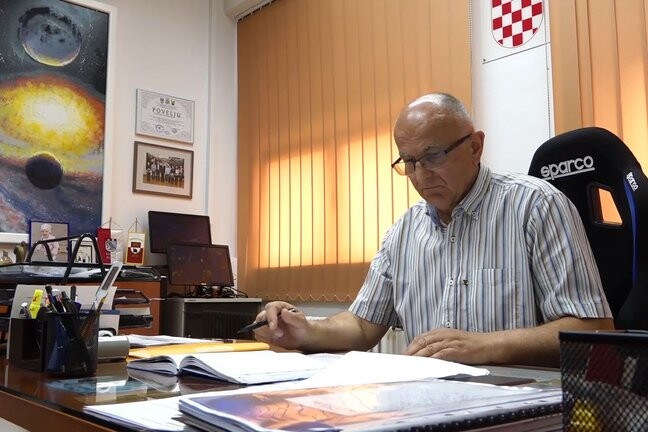 Jure.jpg 648x432 Q85 Crop Subsampling 2 Upscale